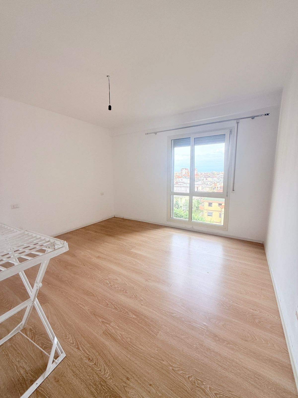 Appartement à vendre 3+1+2 + cave au port view bridge durres