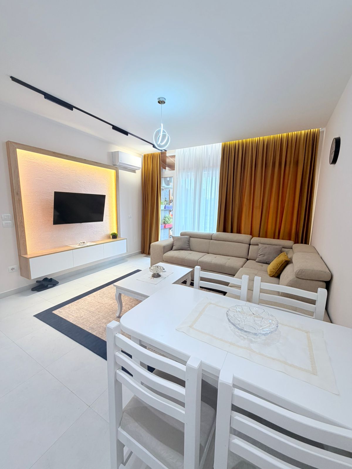 For rent apartment 1+1 posta durres