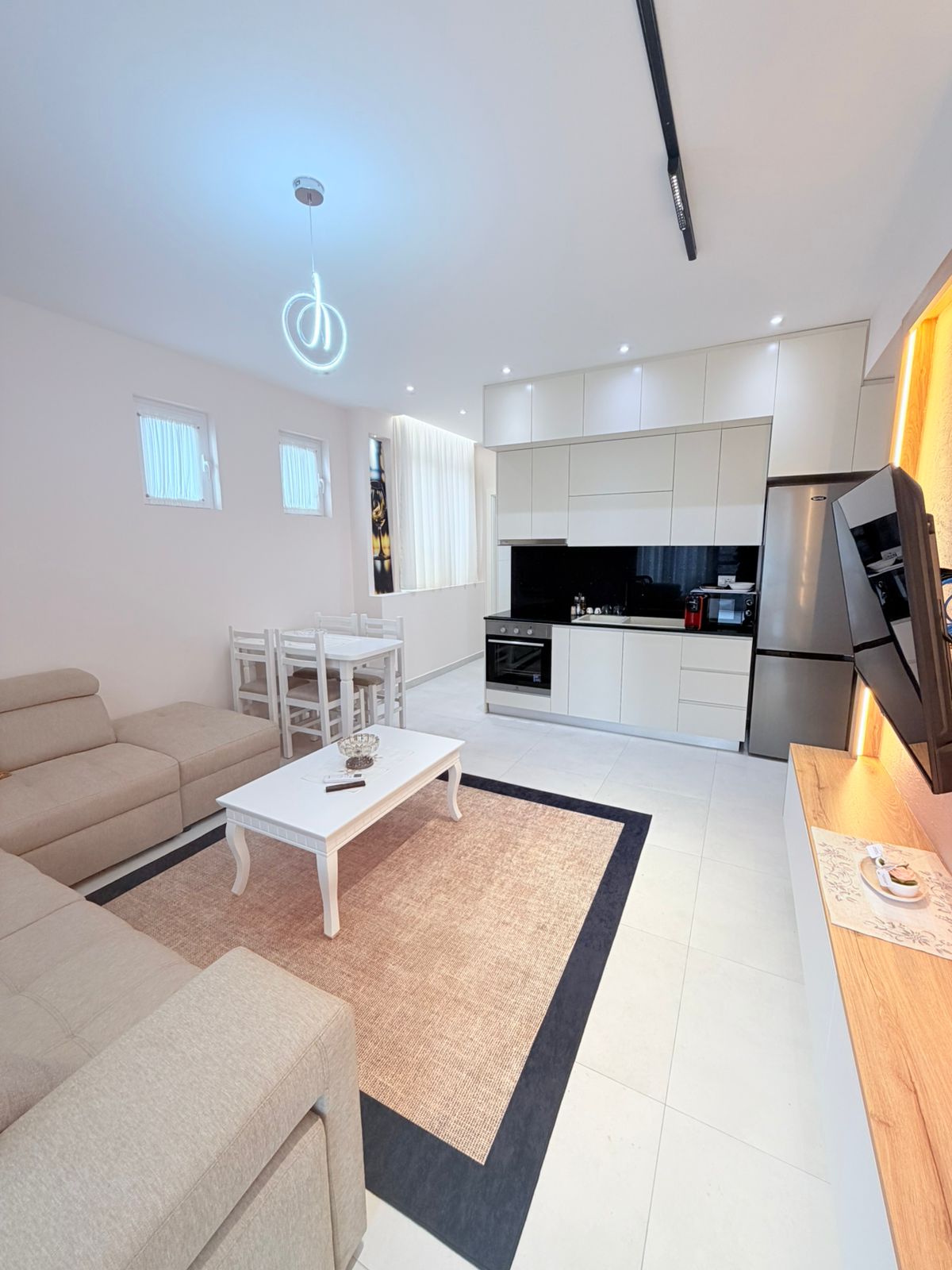 For rent apartment 1+1 posta durres (2)