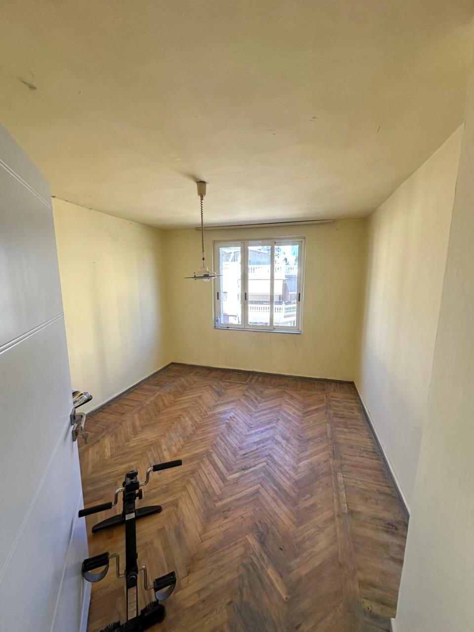 Appartement 2+1 à vendre près de la salle de sport, durres