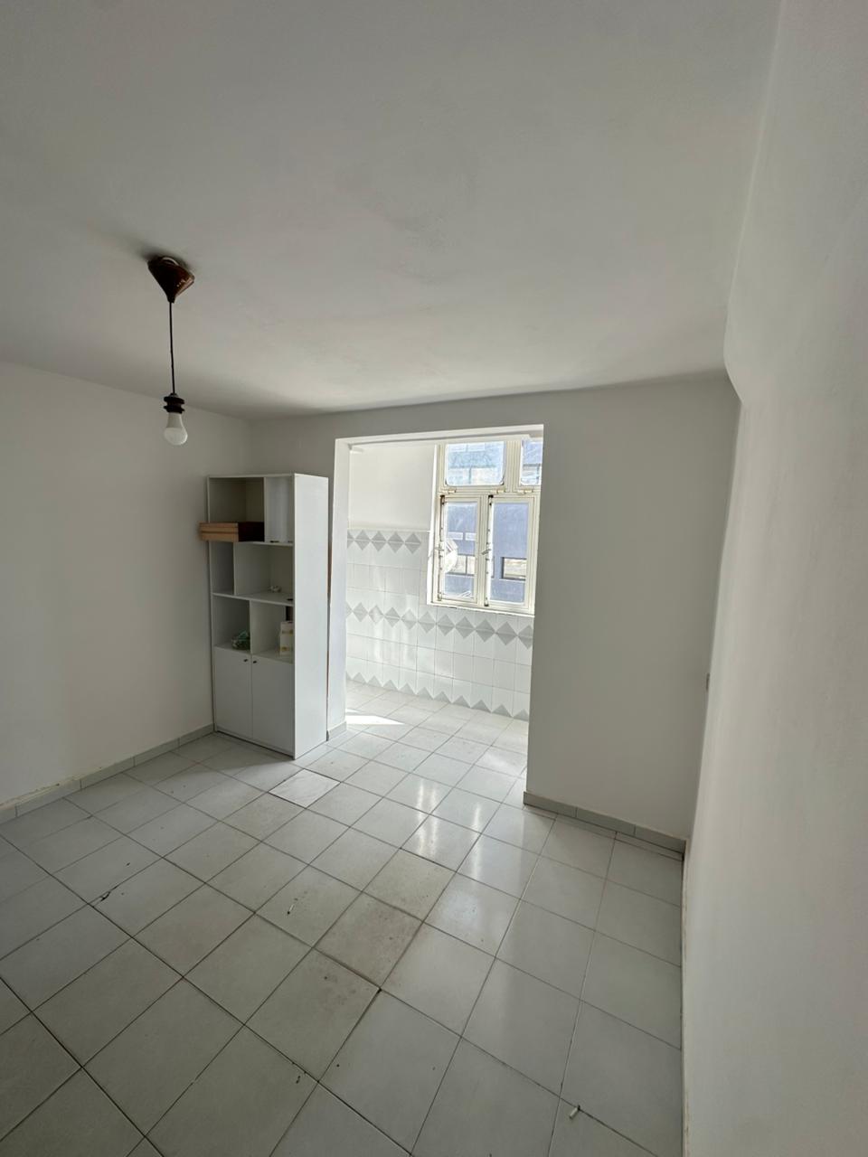 Appartement 2+1 à vendre près de la salle de sport, durres