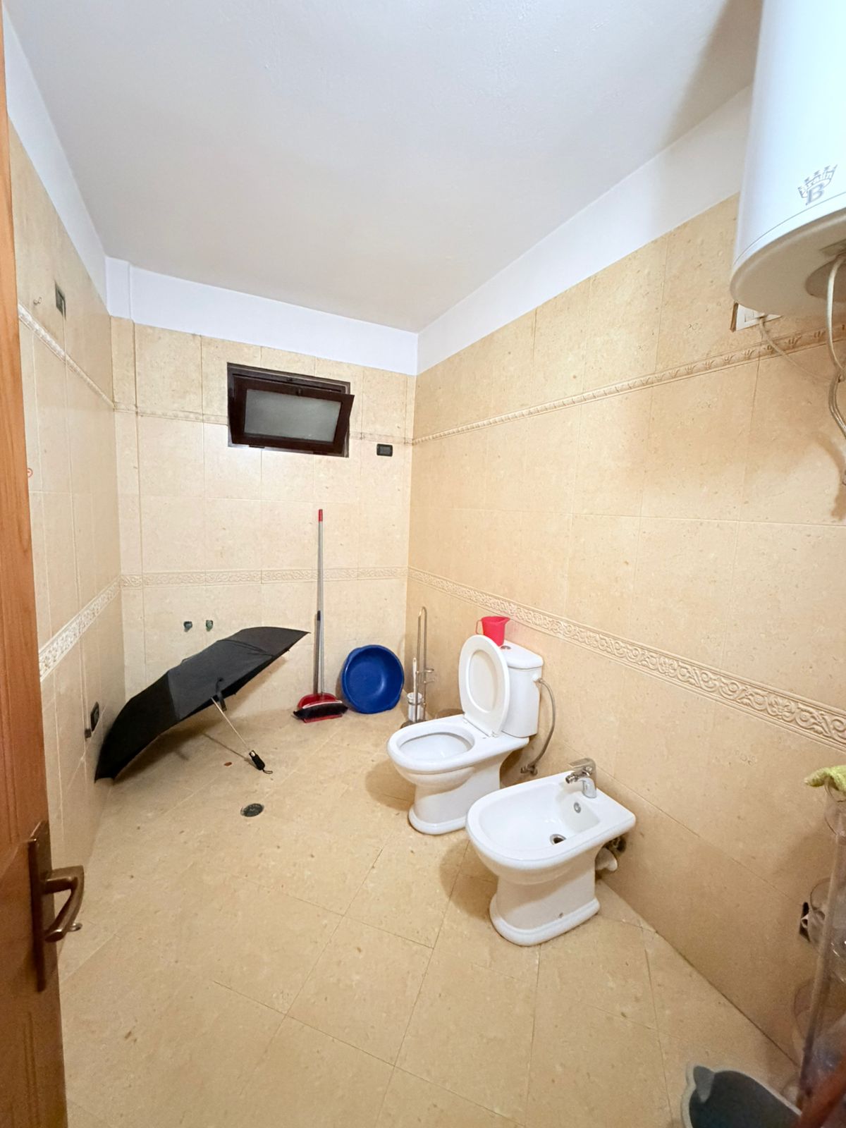Apartment zu verkaufen 3+1+2 pranvera, durres.