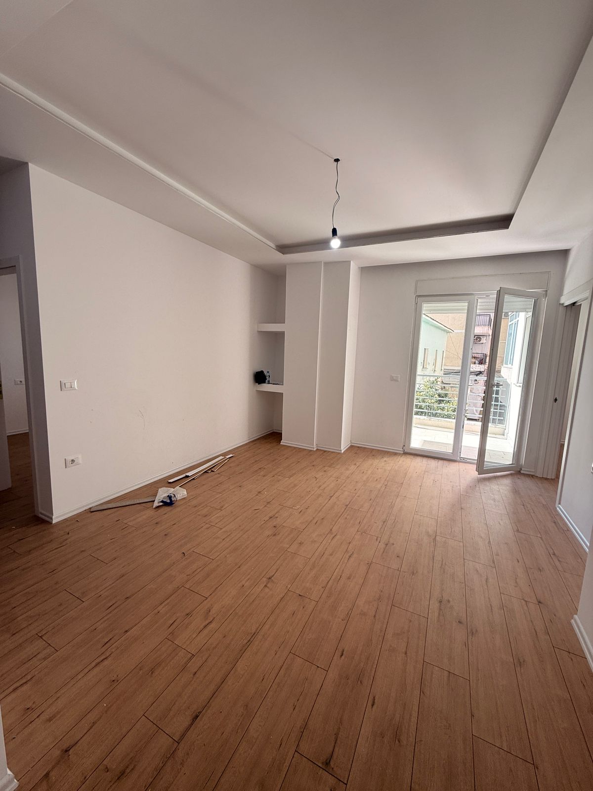 Appartement à vendre 2+1+2 dans le quartier de la police, durres