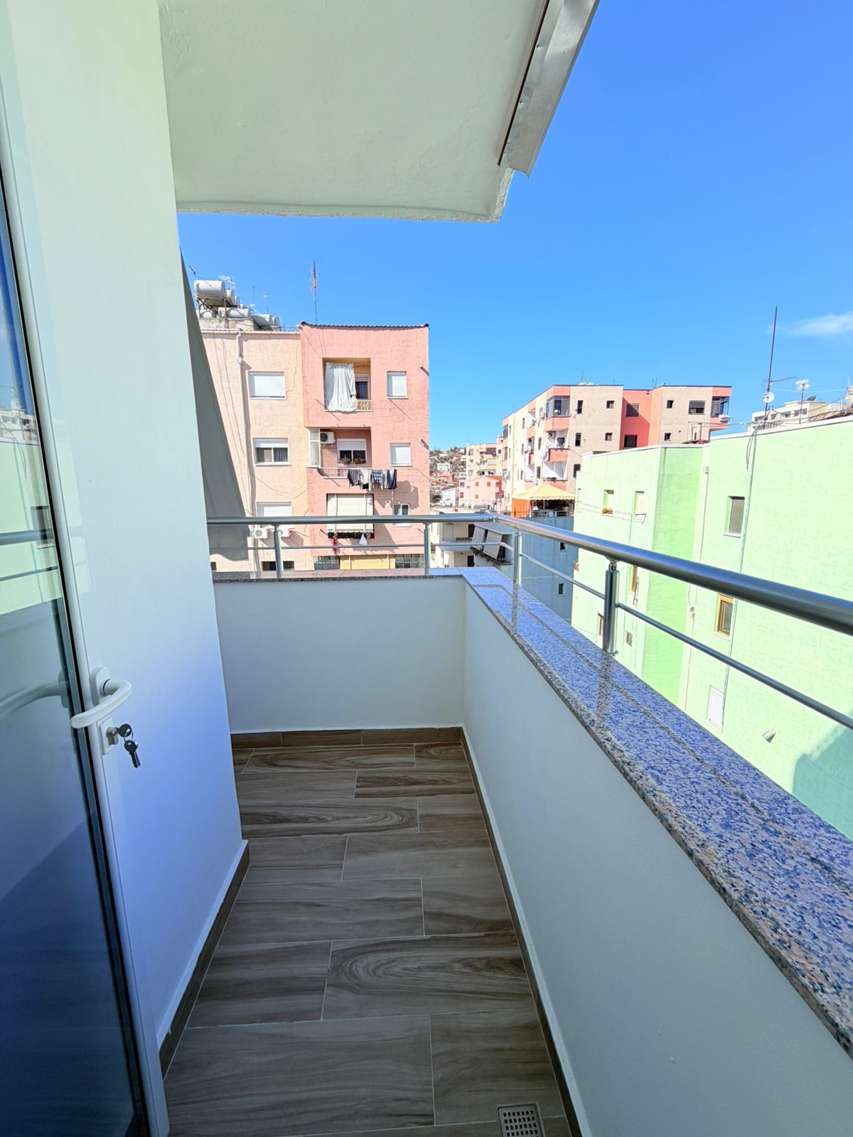 Appartement à louer 2+1 près du musée, durres (8)