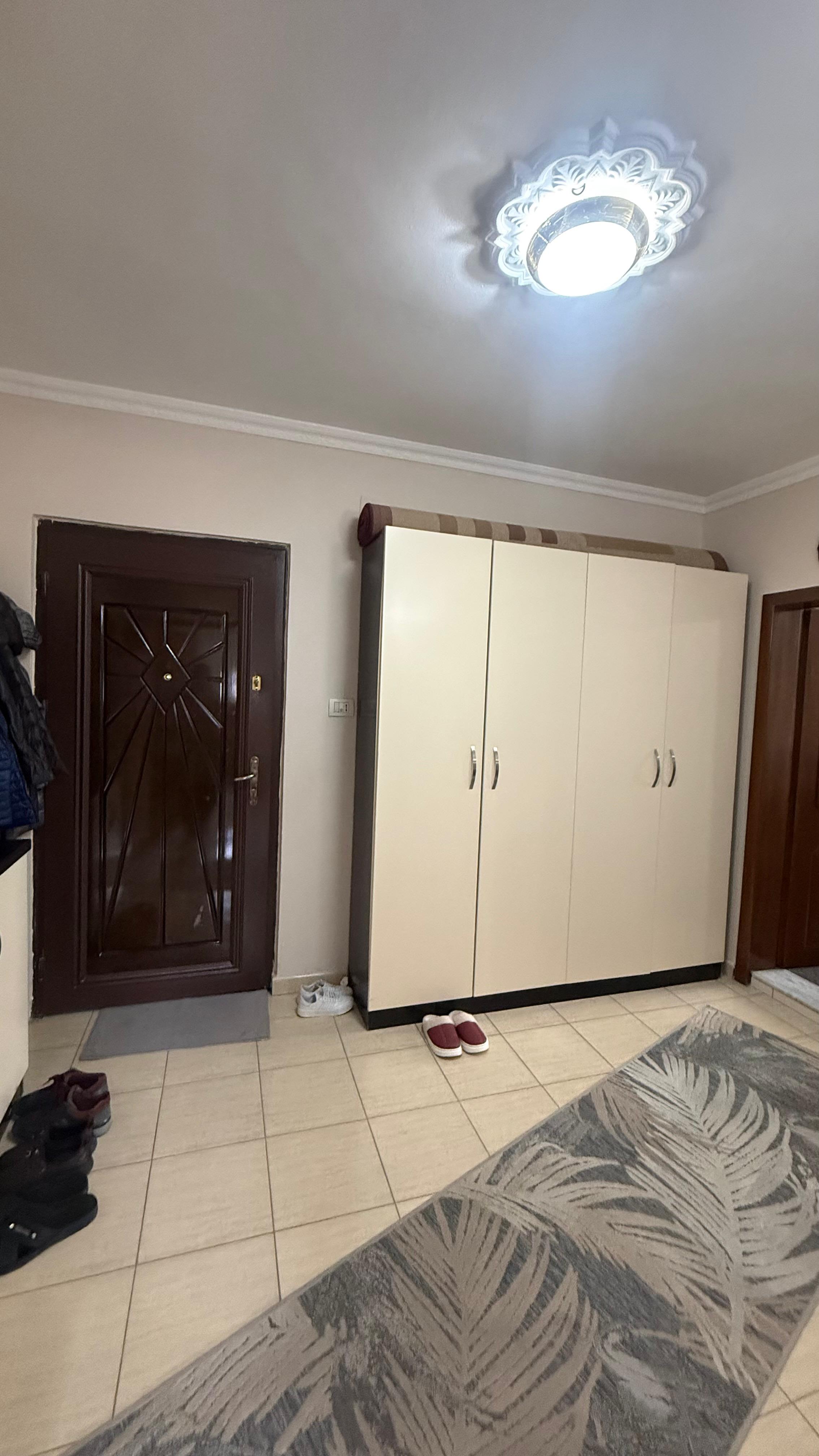 Appartement à vendre 2+1 près de l'hôpital, durres