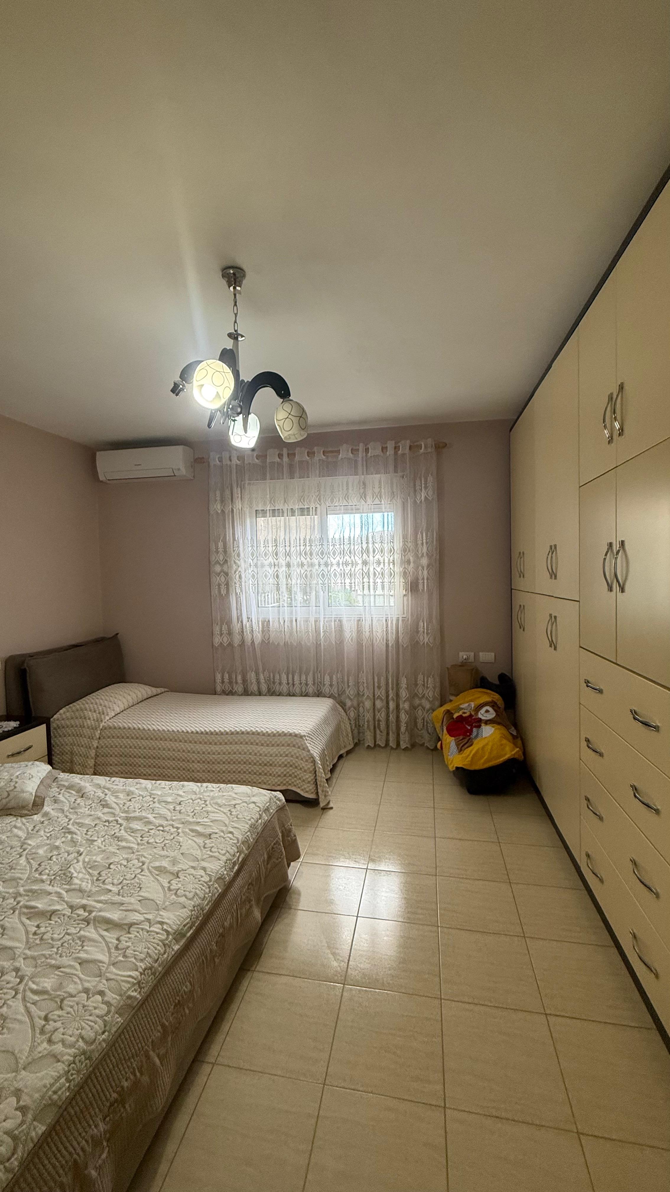 Appartement à vendre 2+1 près de l'hôpital, durres
