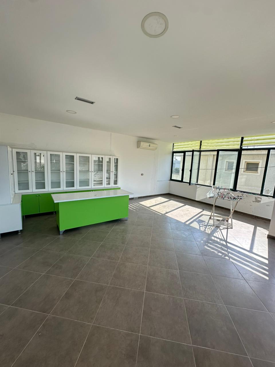 Rental business premises spitalle, durres