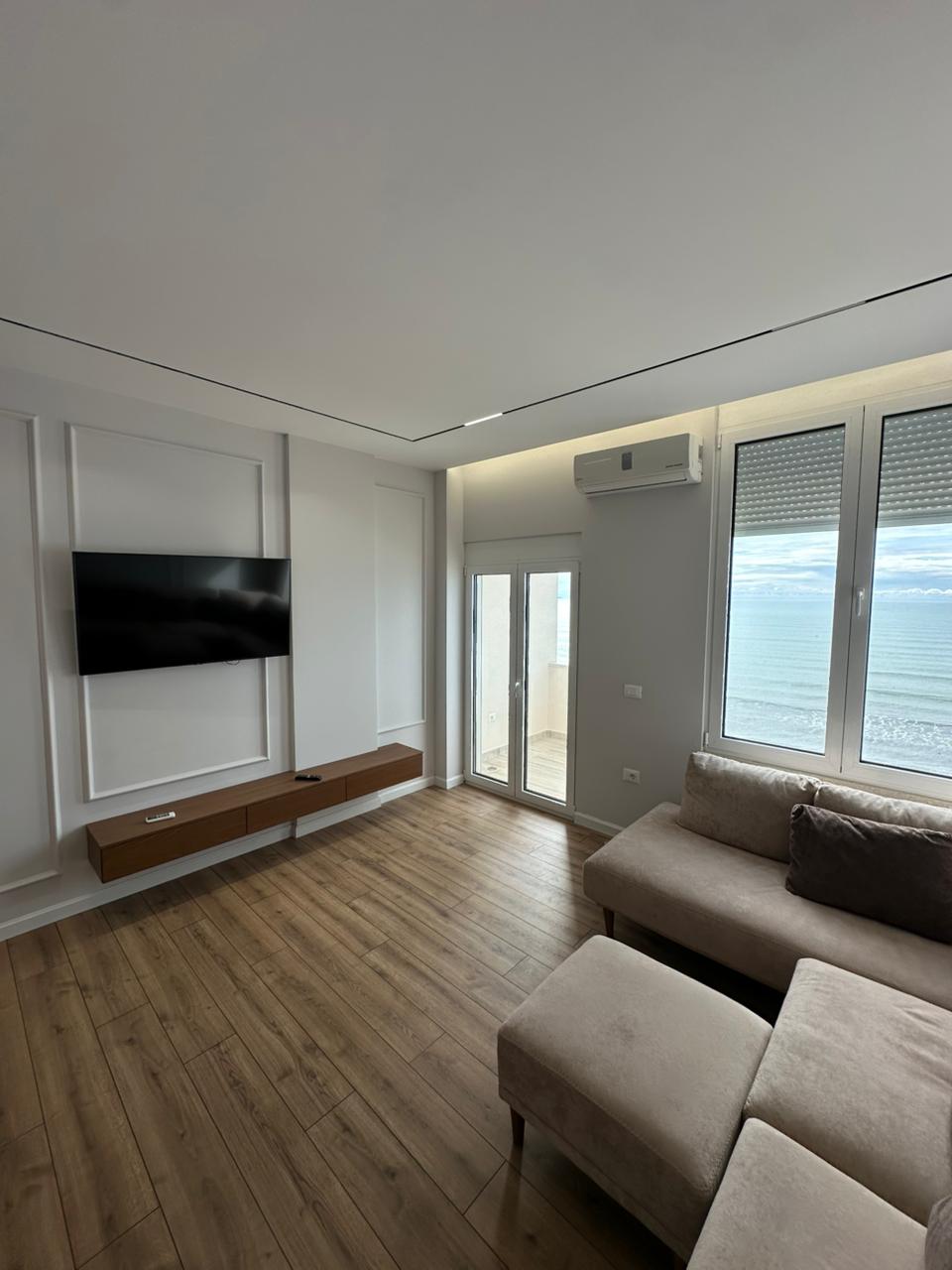 Apartment 1+1 red wheel beach, durres