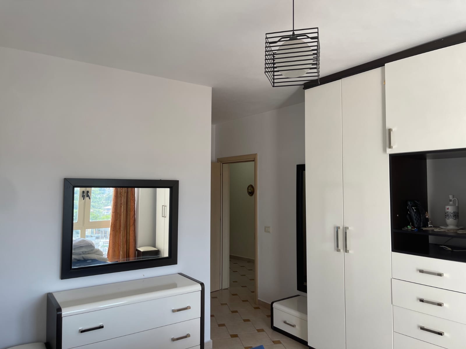 Apartamento para alugar 2+1, perto da vila zogu, durres