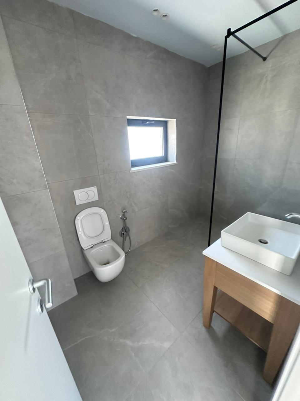 Luxusvilla zu verkaufen san pietro residence, gjiri i lalzit, durres