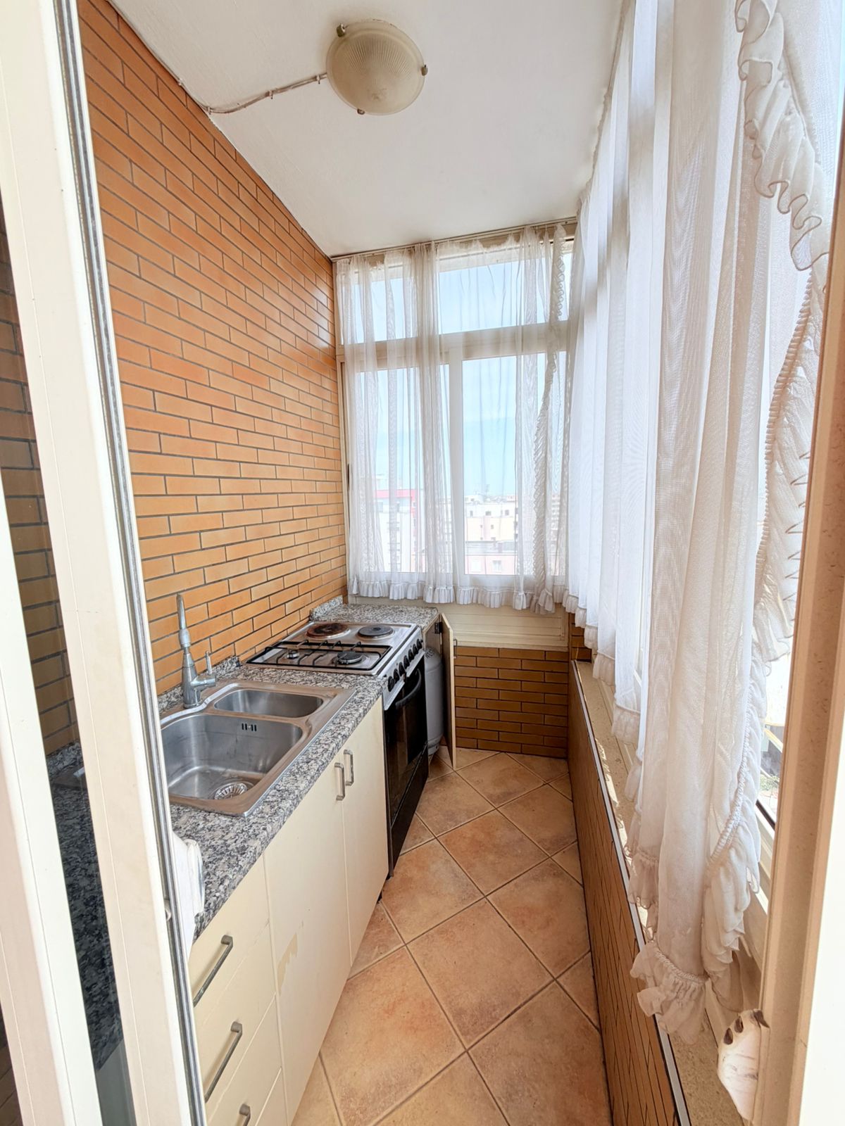 Appartement à louer 3+1 près du quartier de police, durres (4)