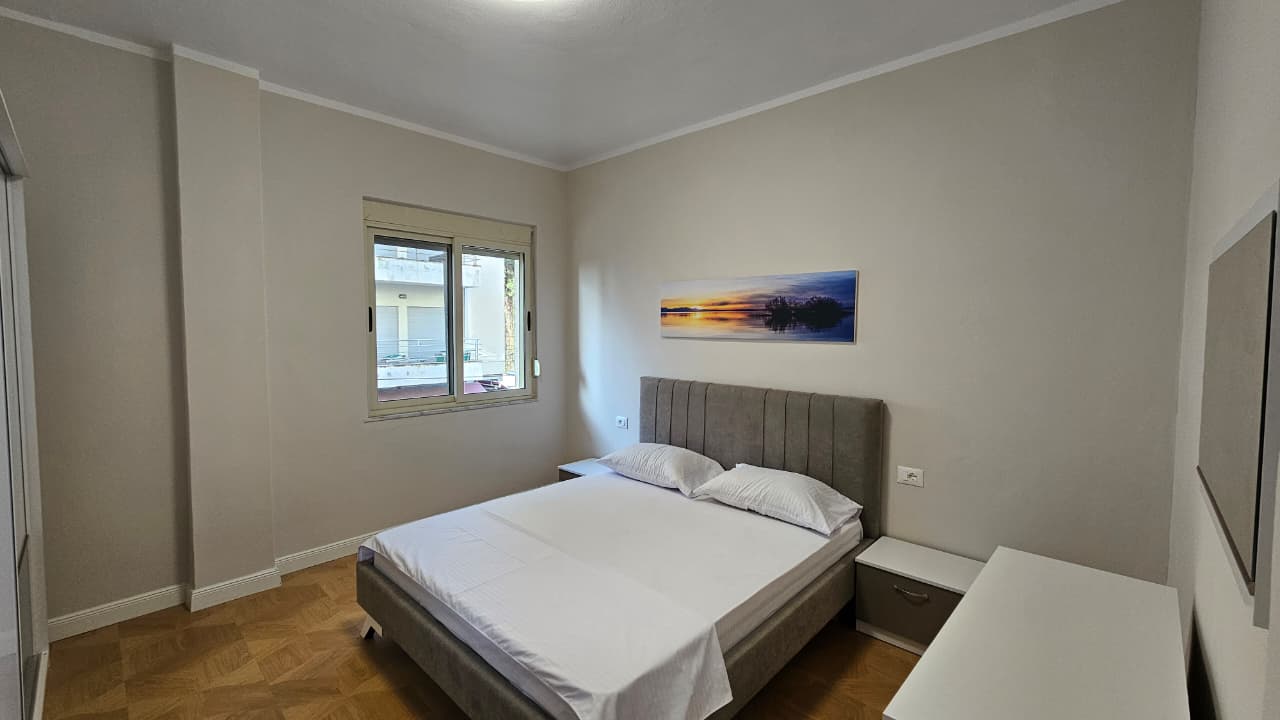 Wendekunststück 1+1 zum verkauf in iliria, strand, durres
