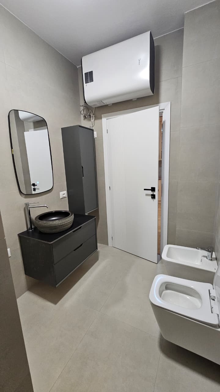 Wendekunststück 1+1 zum verkauf in iliria, strand, durres