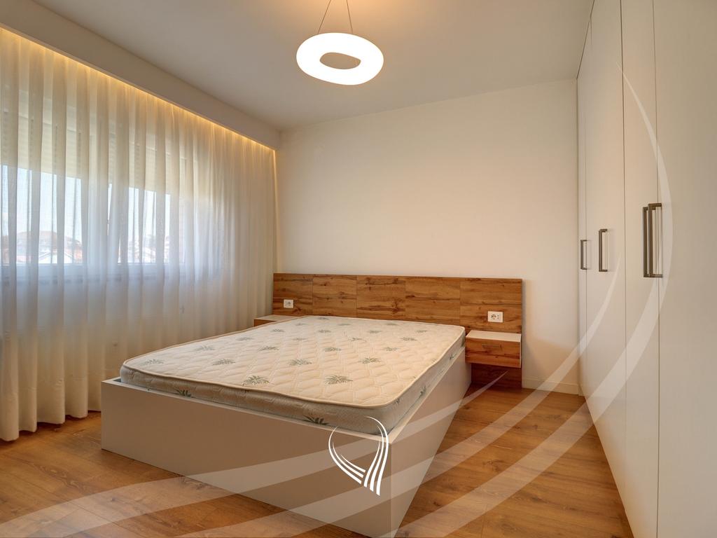 Apartamento de 1 habitación en alquiler en el barrio Bregu i Diellit (8)