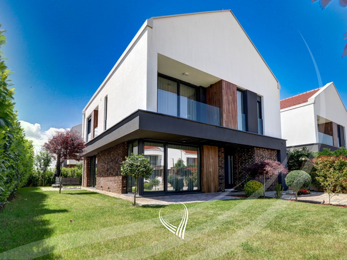 Casa con 4 habitaciones en alquiler en Çagllavicë - barrio qëndresa home
