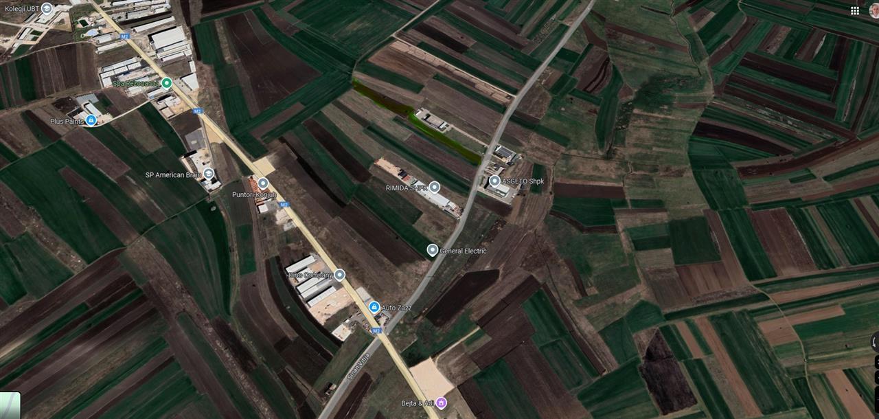 En venta 1 hectárea y 29 ares de tierra en livagjë en la zona industrial (2)
