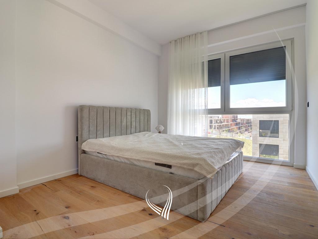 Terraza con 2 dormitorios en alquiler en el barrio marigona hill (8)