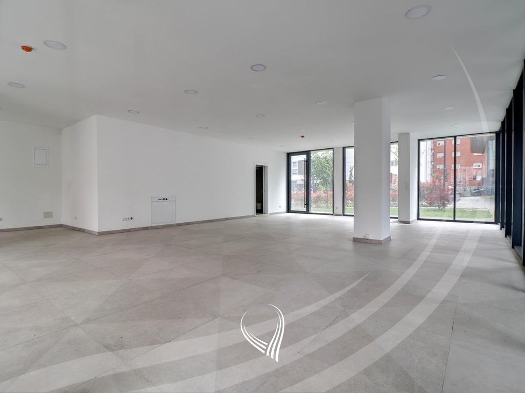 Espaço de 120 metros quadrados para alugar no bairro Mati 1 – Art construction