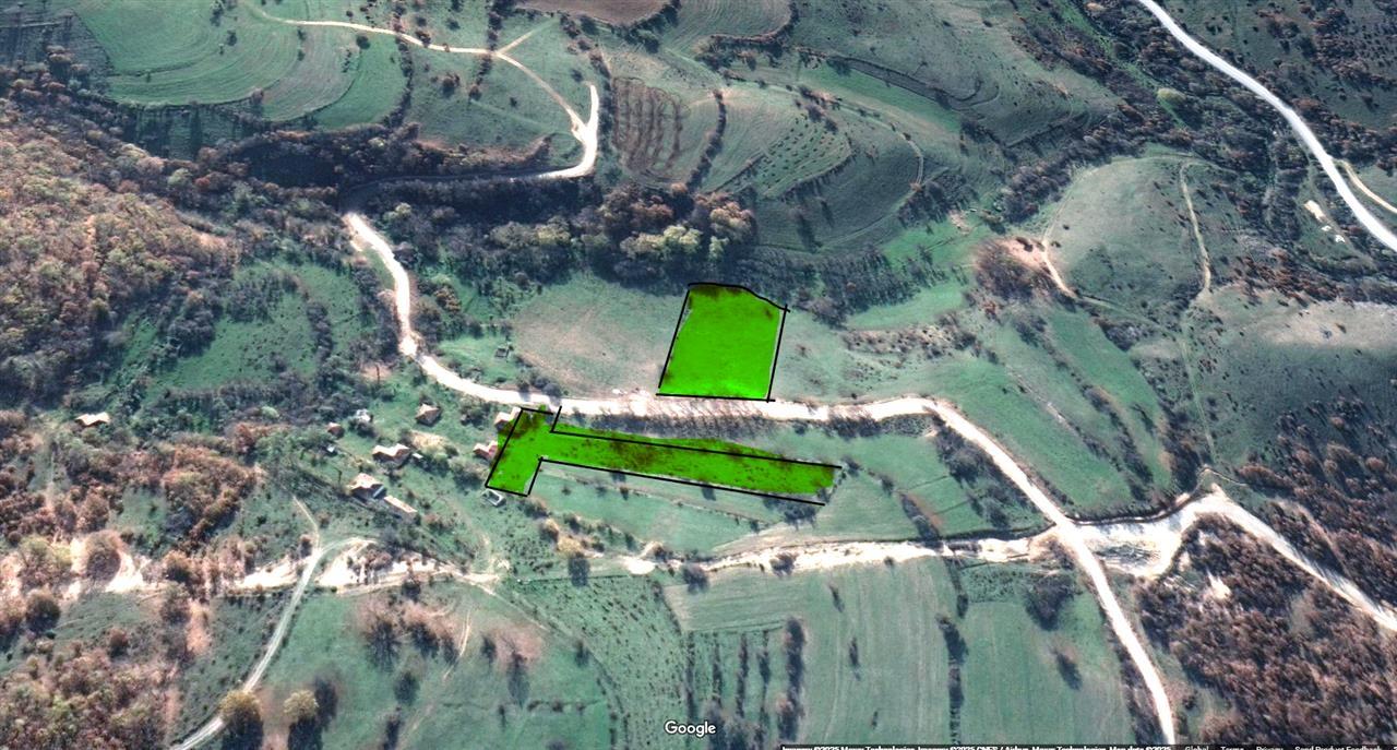 Venta de 100 ari de tierra en izvor, municipalidad de novobërdë