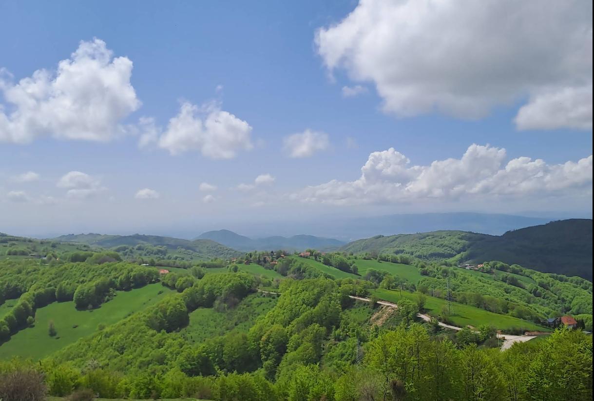 130 áreas de tierra en venta en la carretera fshati selac Mitrovica