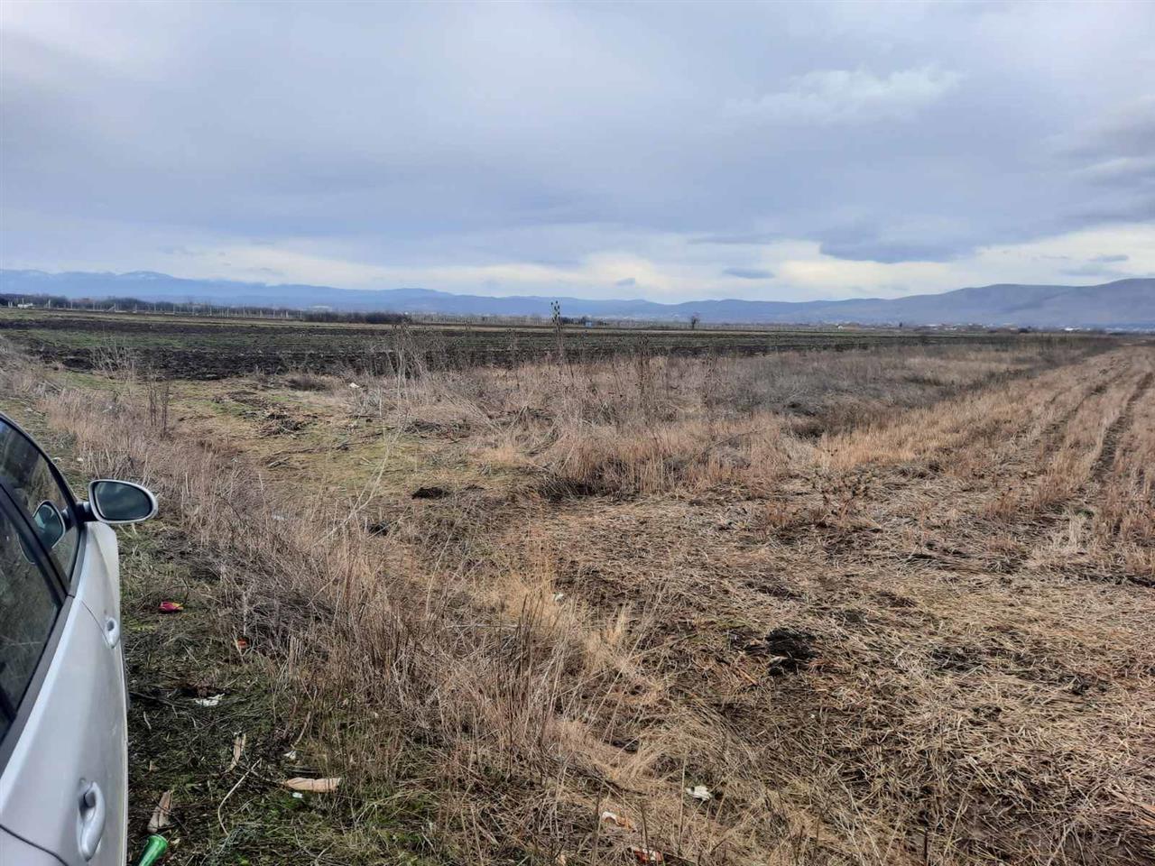 104 ar land in asfallt, lepi, Graçanicë gemeinde (6)