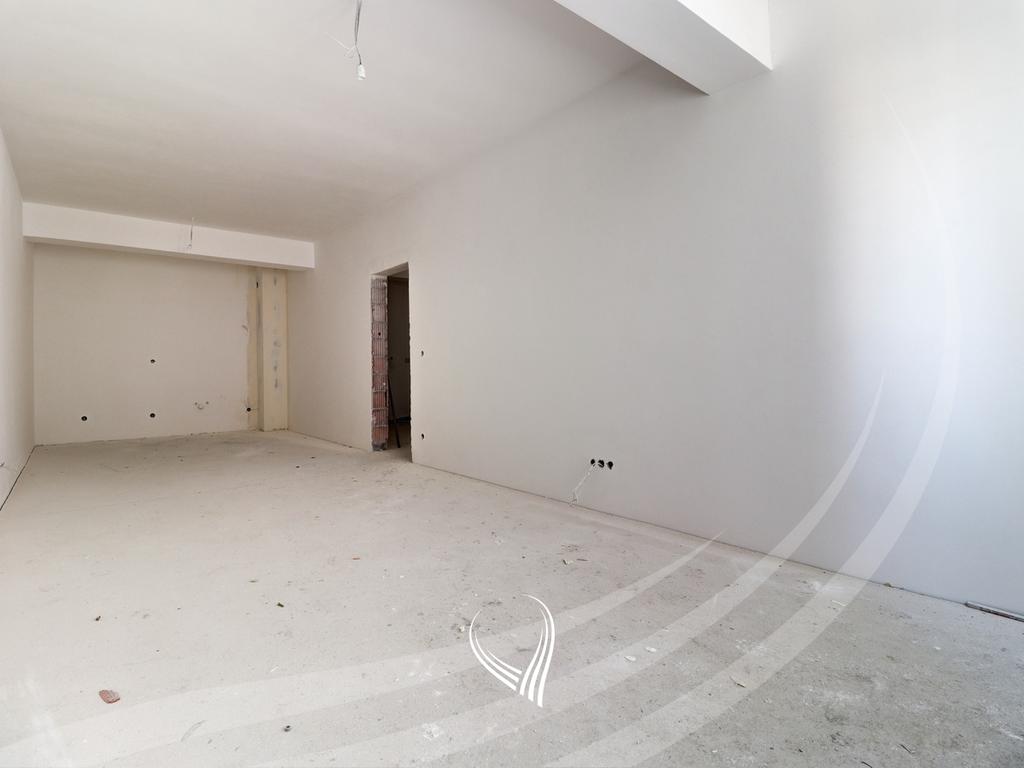 Banesë me 2 dhoma gjumi në shitje në lagjen Lakrishtë – Kuka tower (3)