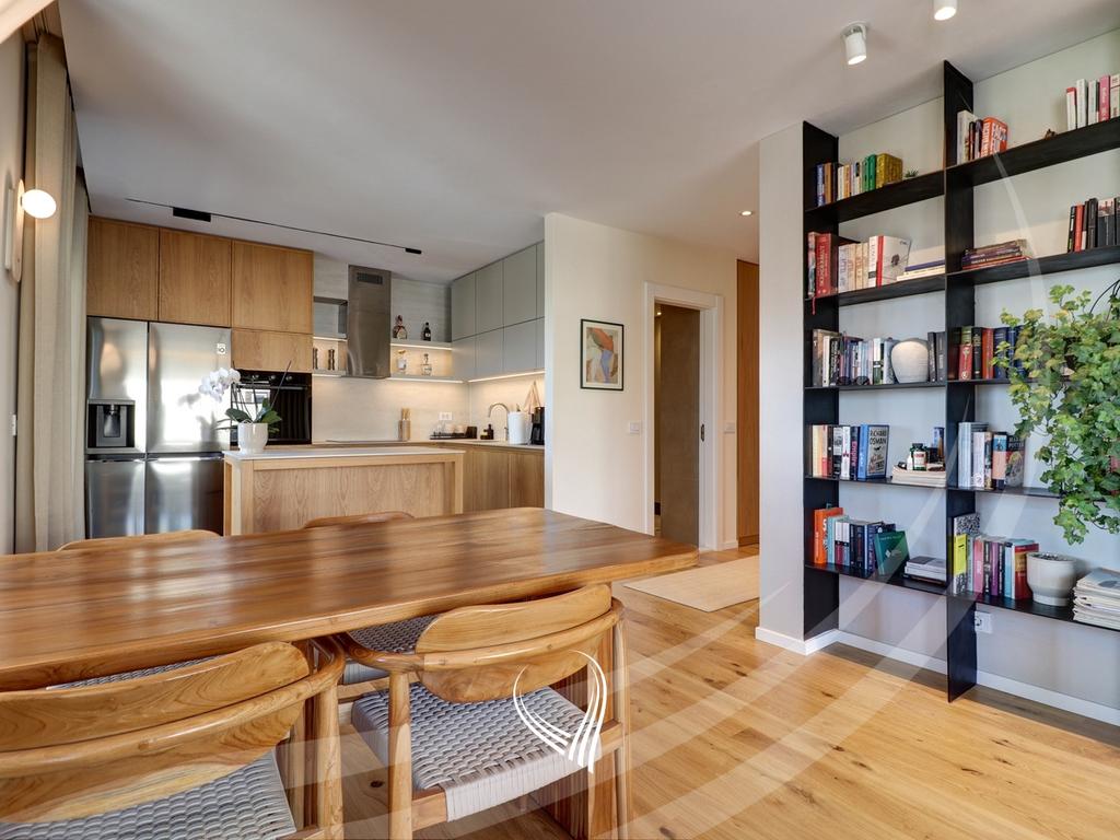 Ático con 3 habitaciones en alquiler en el barrio Mati 1 (7)