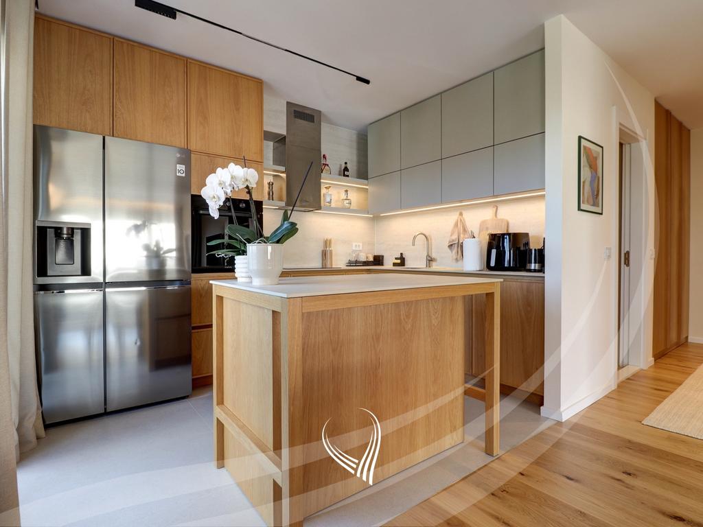 Ático con 3 habitaciones en alquiler en el barrio Mati 1 (8)