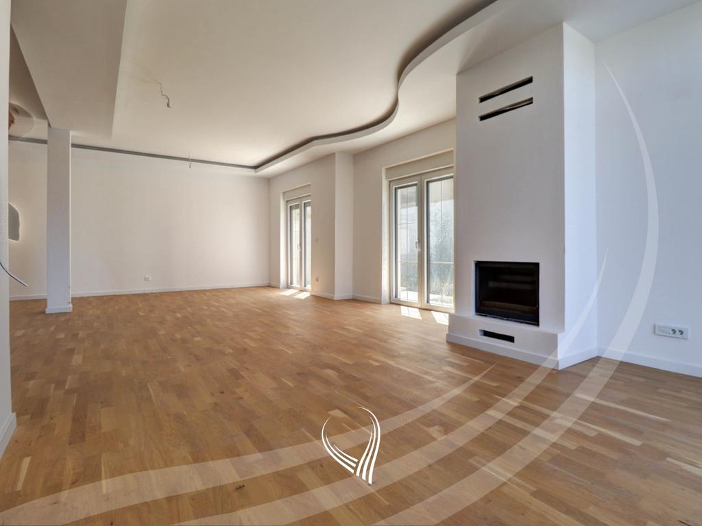 Casa com 299,81 metros quadrados para alugar no royal green residence - zllatar