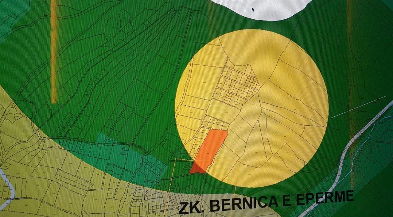 For sale 1 hectare of land in bërnica e epërme