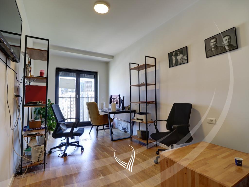 Oficina con 3 salas de trabajo en alquiler en el barrio Lakrishtë – Dukagjini residence (4)
