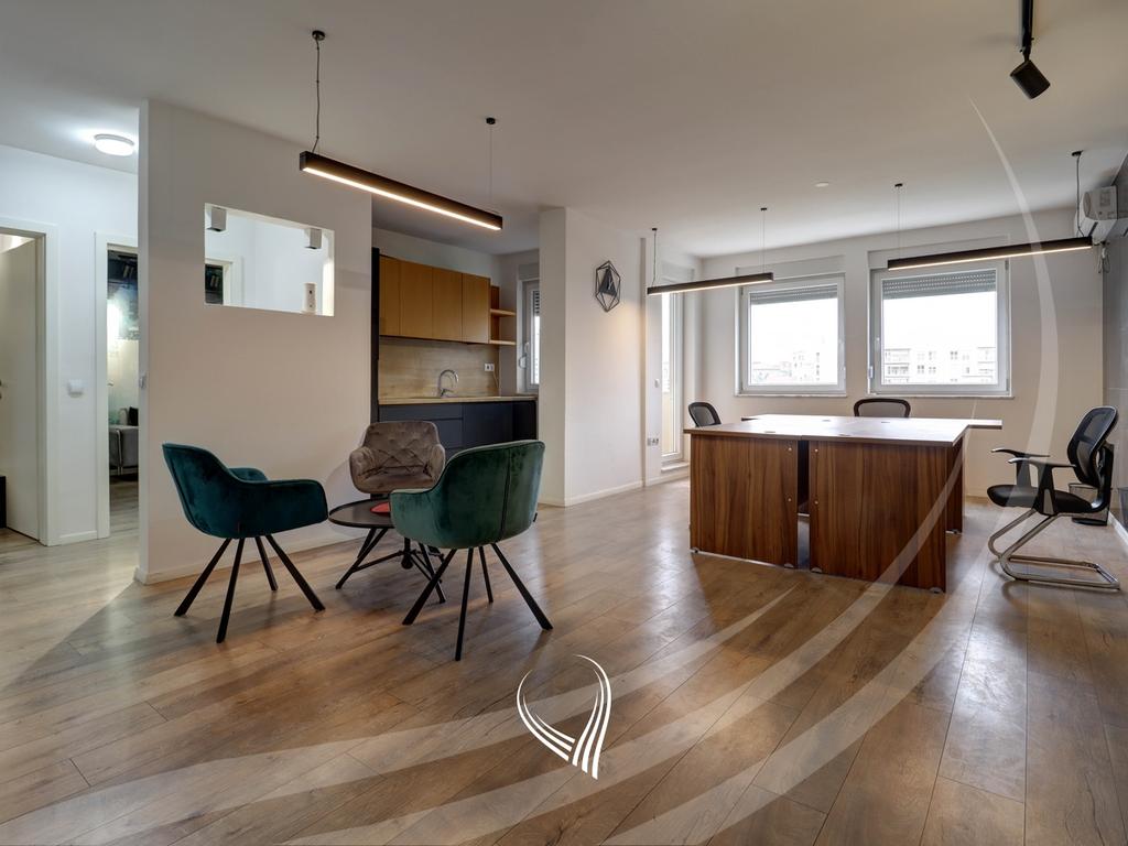 Büro mit 3 arbeitsräumen zur miete im Arbëria – Dragodan