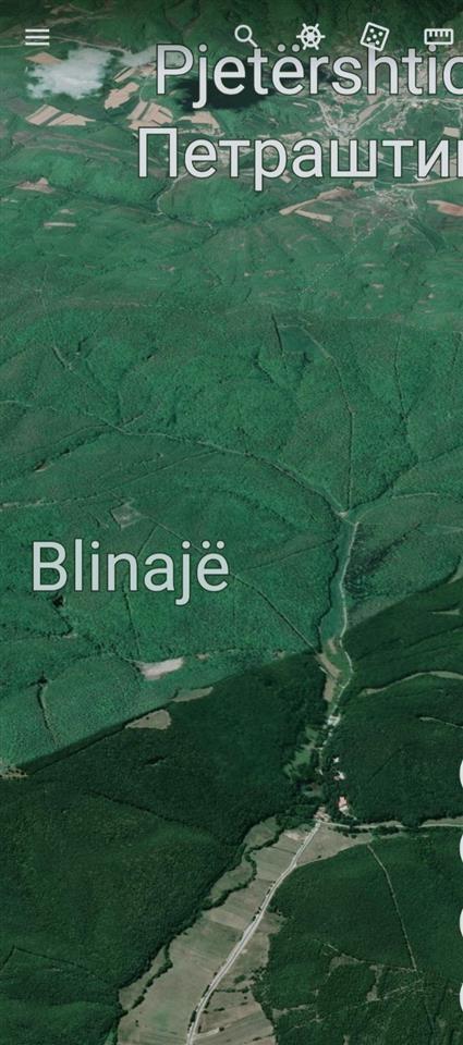 Shiten 1 hektarë e 65 ari tokë në vershec, komuna e lipjanit