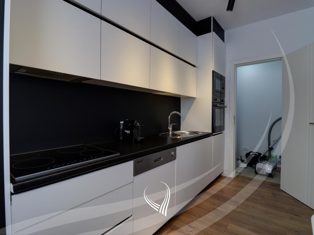 Apartamento con 2 habitaciones en alquiler en el barrio Tophane – Kompleksi durguti invest (2)