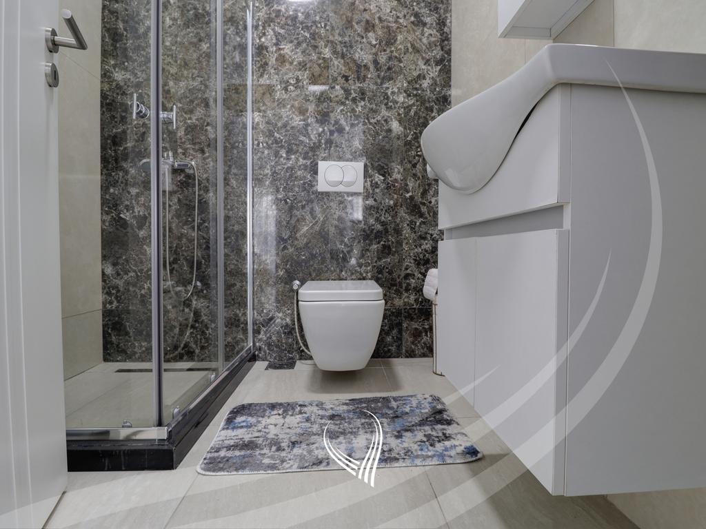 Apartamento con 2 habitaciones en alquiler en el barrio Tophane – Kompleksi durguti invest (8)