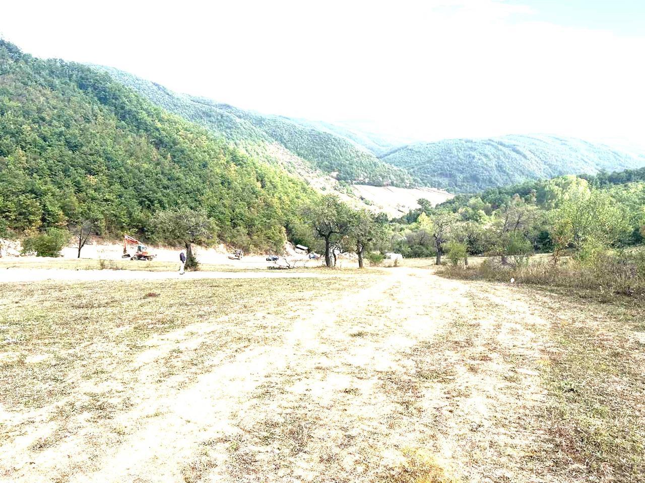 Lotes à venda de 4, 5 e 7 ares em mramor, município de Prishtina (4)