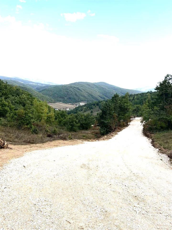 Lotes à venda de 4, 5 e 7 ares em mramor, município de Prishtina (8)