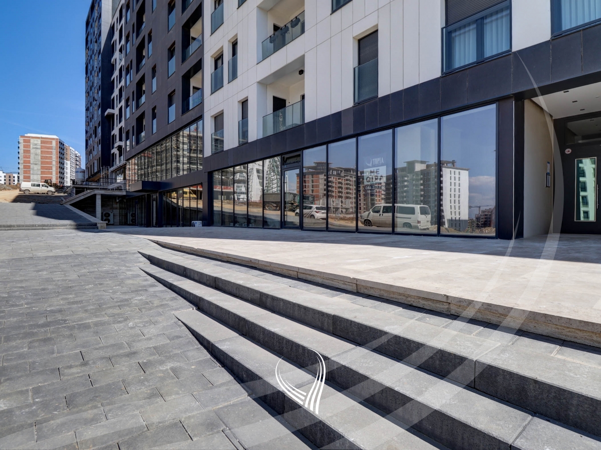 Espaço comercial de 250 m² para alugar no bairro Prishtina e Re – Prishtina premium residence