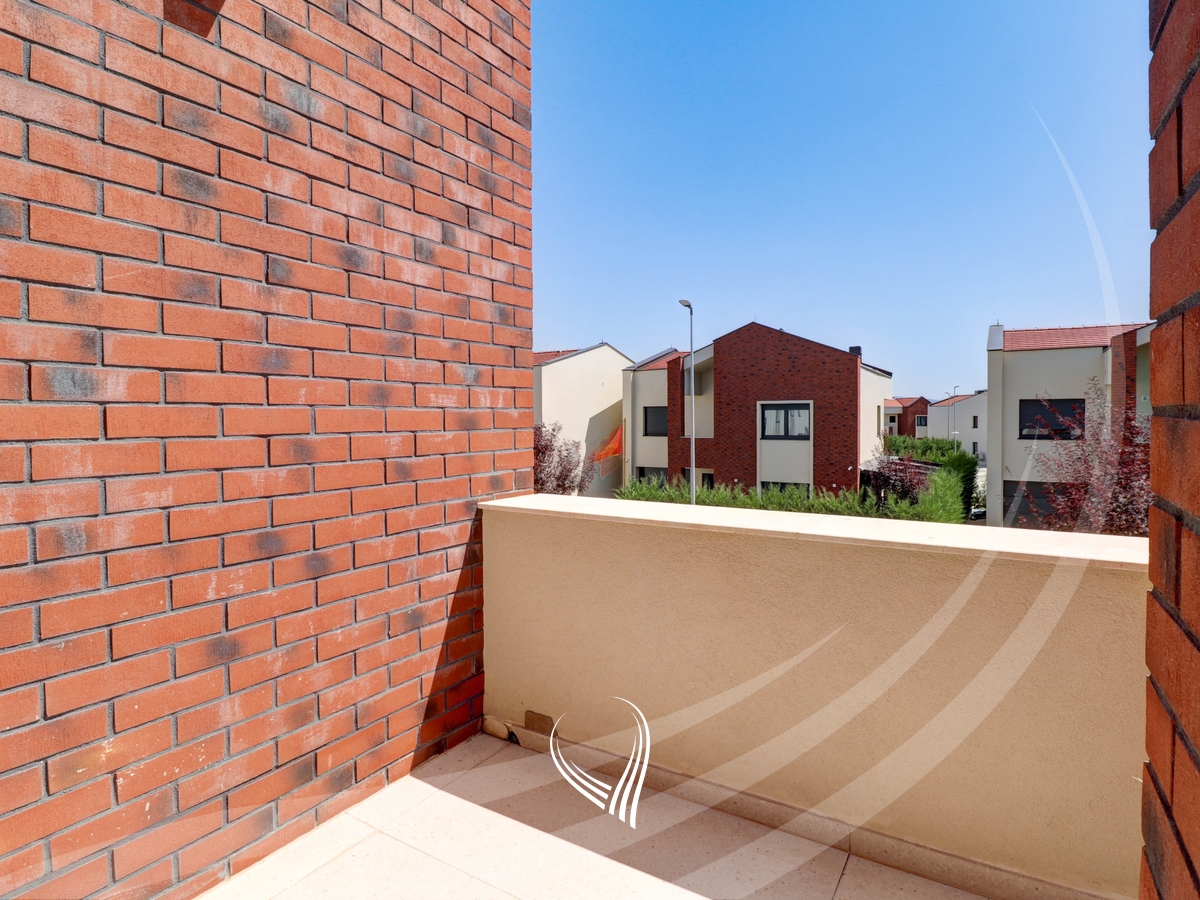 Maison avec 3 chambres à louer dans le quartier qershia village