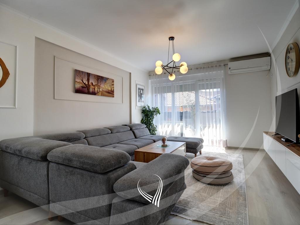 Appartamento con 3 camere da letto in vendita nel quartiere Mati 1