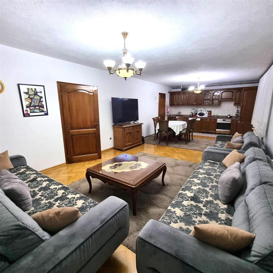 Maison à vendre 400m² sur 5,60 ares de terrain à tokbashqe (2)