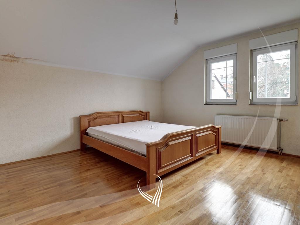 Casa de 700 metros cuadrados en venta en el barrio velania (8)
