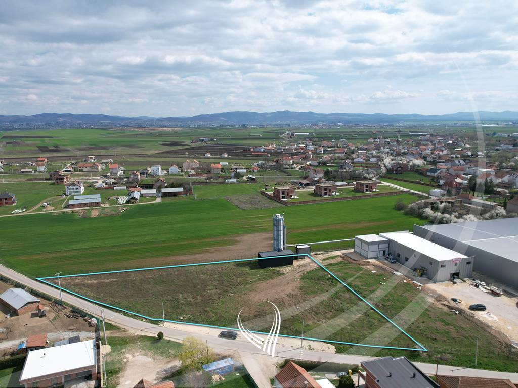 Terre de 44,60 ares à vendre à Fushë Kosovë – Miradi e epërme (8)
