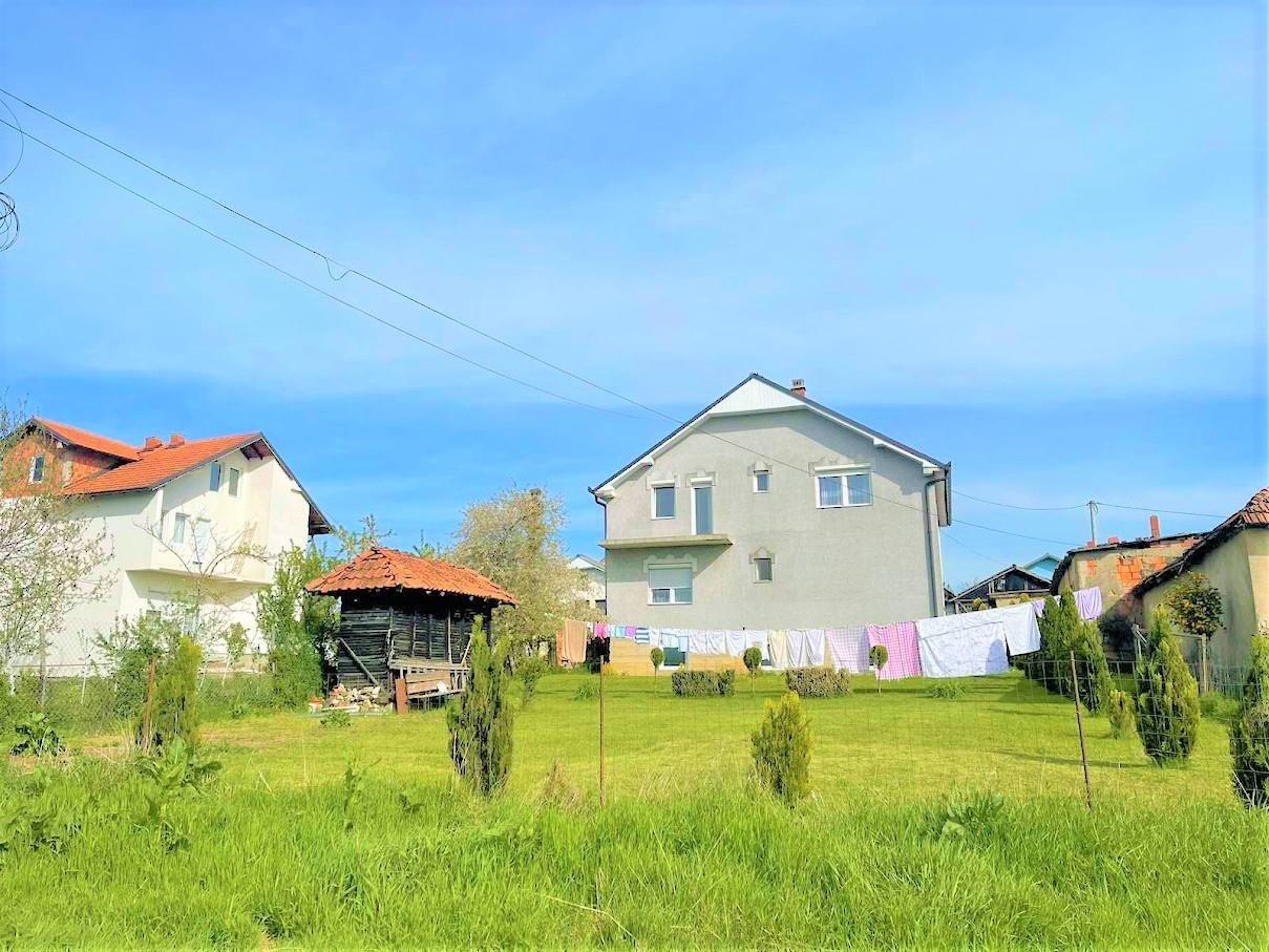 Haus zum verkauf 220m² auf 12 ar grundstück in zone eins Obiliq (2)