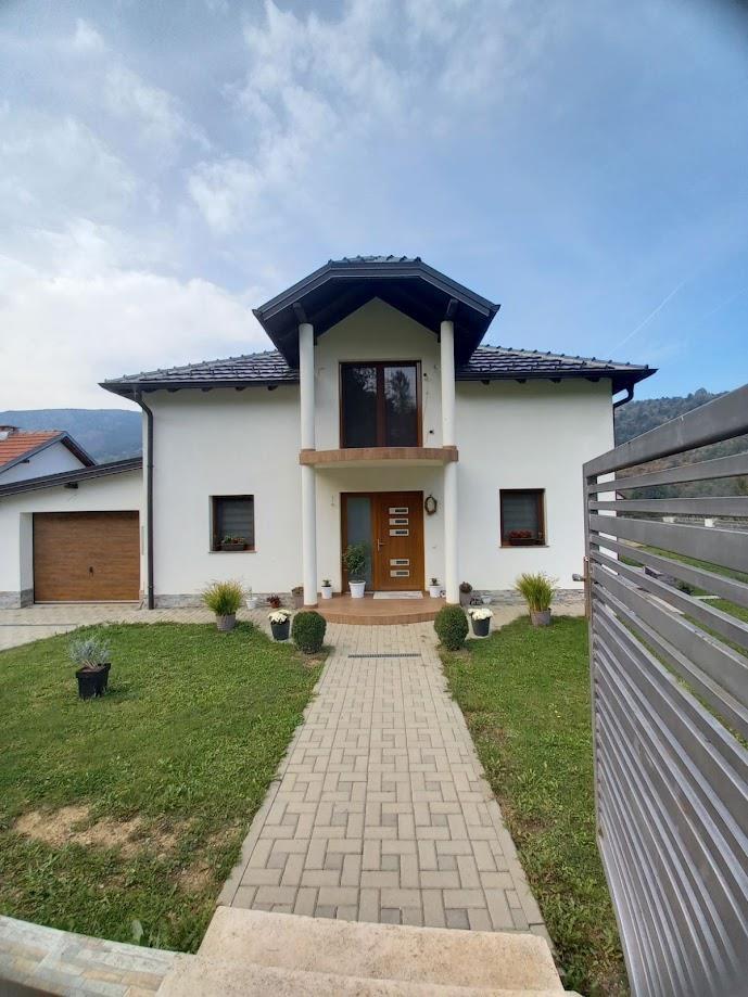 Villa casa 250m² in vendita a brezovica shtërpce (2)