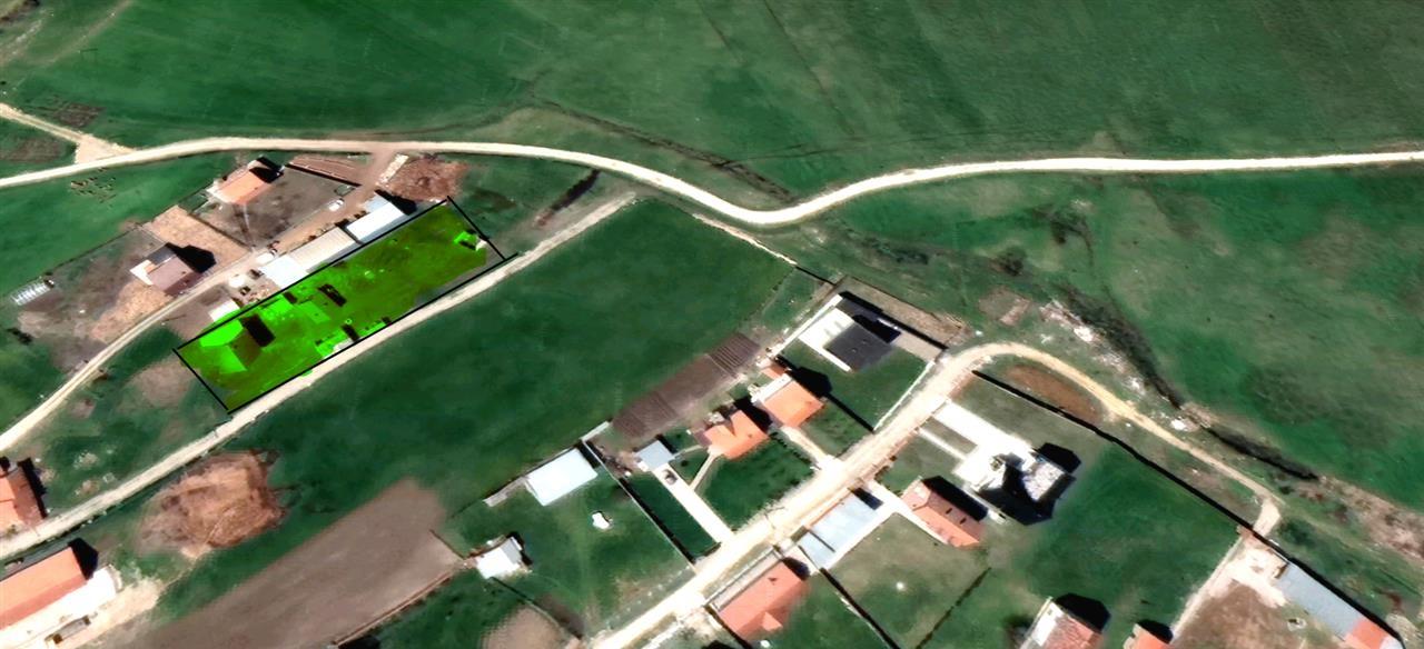 2 maisons à vendre sur un terrain de 23 ari à bablak, Ferizaj (3)