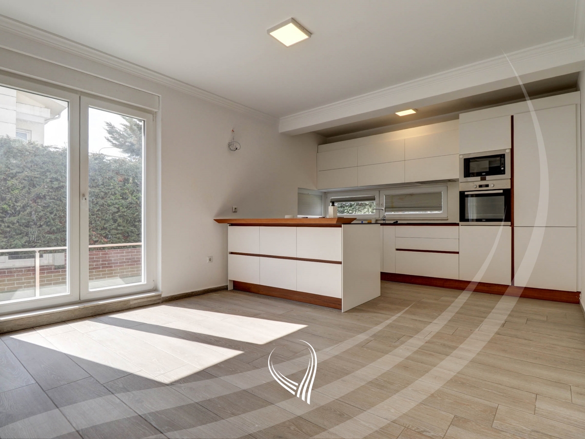 Haus mit 4 schlafzimmern zur miete im stadtteil marigona residence (3)