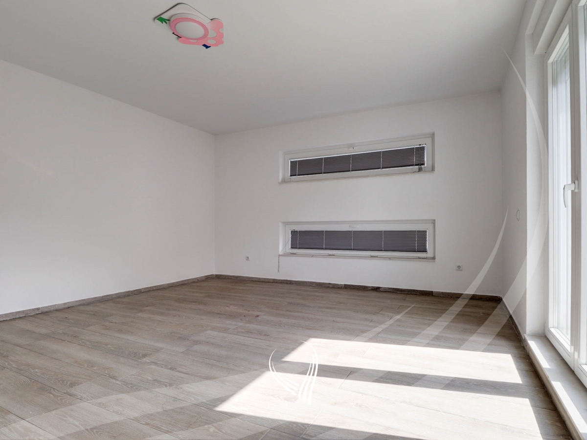 Haus mit 4 schlafzimmern zur miete im stadtteil marigona residence (6)