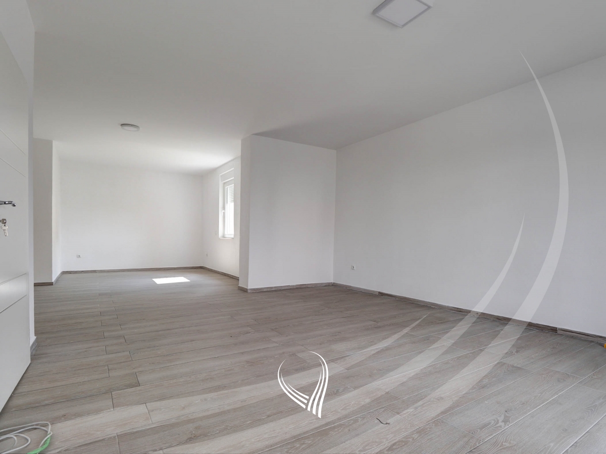 Haus mit 4 schlafzimmern zur miete im stadtteil marigona residence (7)
