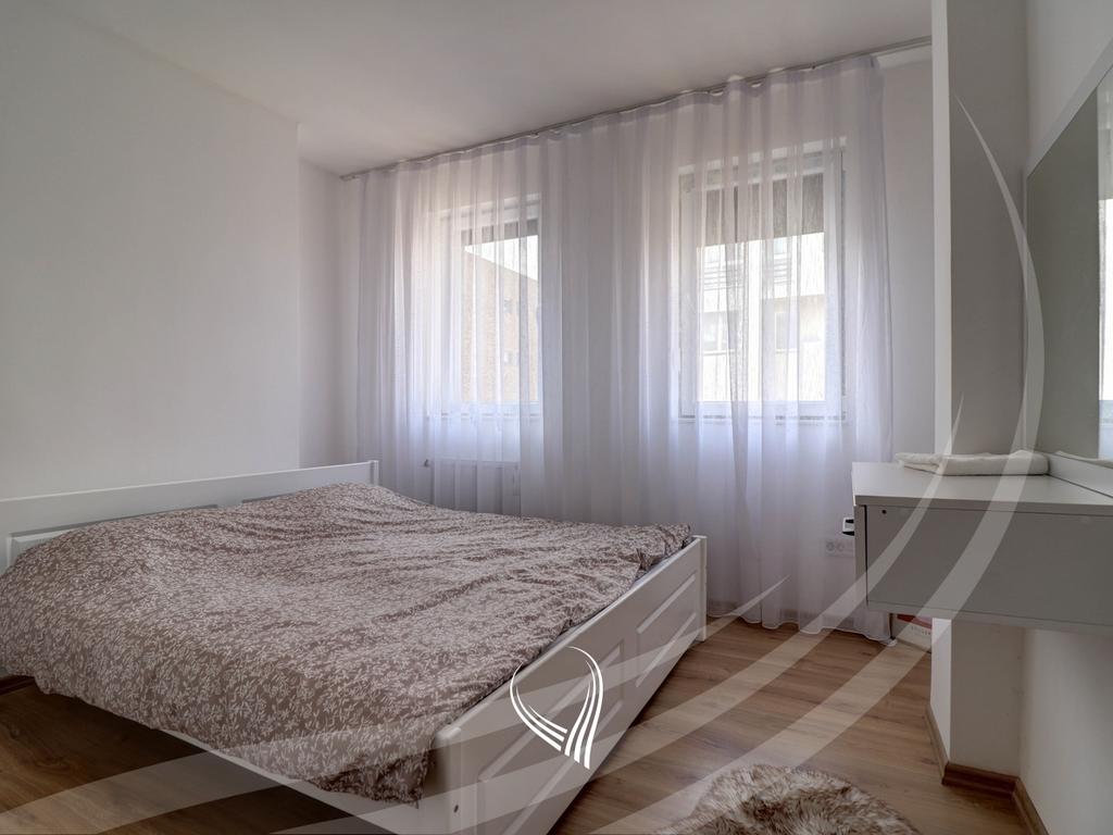 Banesë me 3 dhoma gjumi me qira në lagjen Arbëria – Dragodan (8)